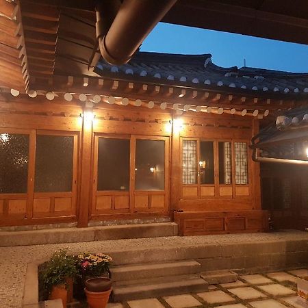 Bukchon Hyosunjae Guesthouse Seoul Eksteriør bilde