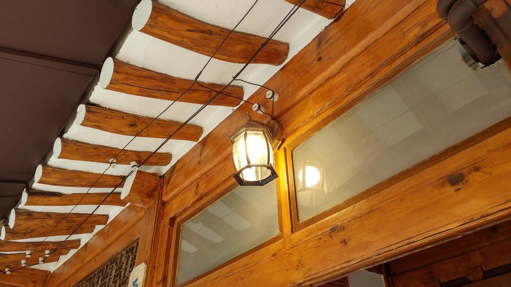 Bukchon Hyosunjae Guesthouse Seoul Eksteriør bilde