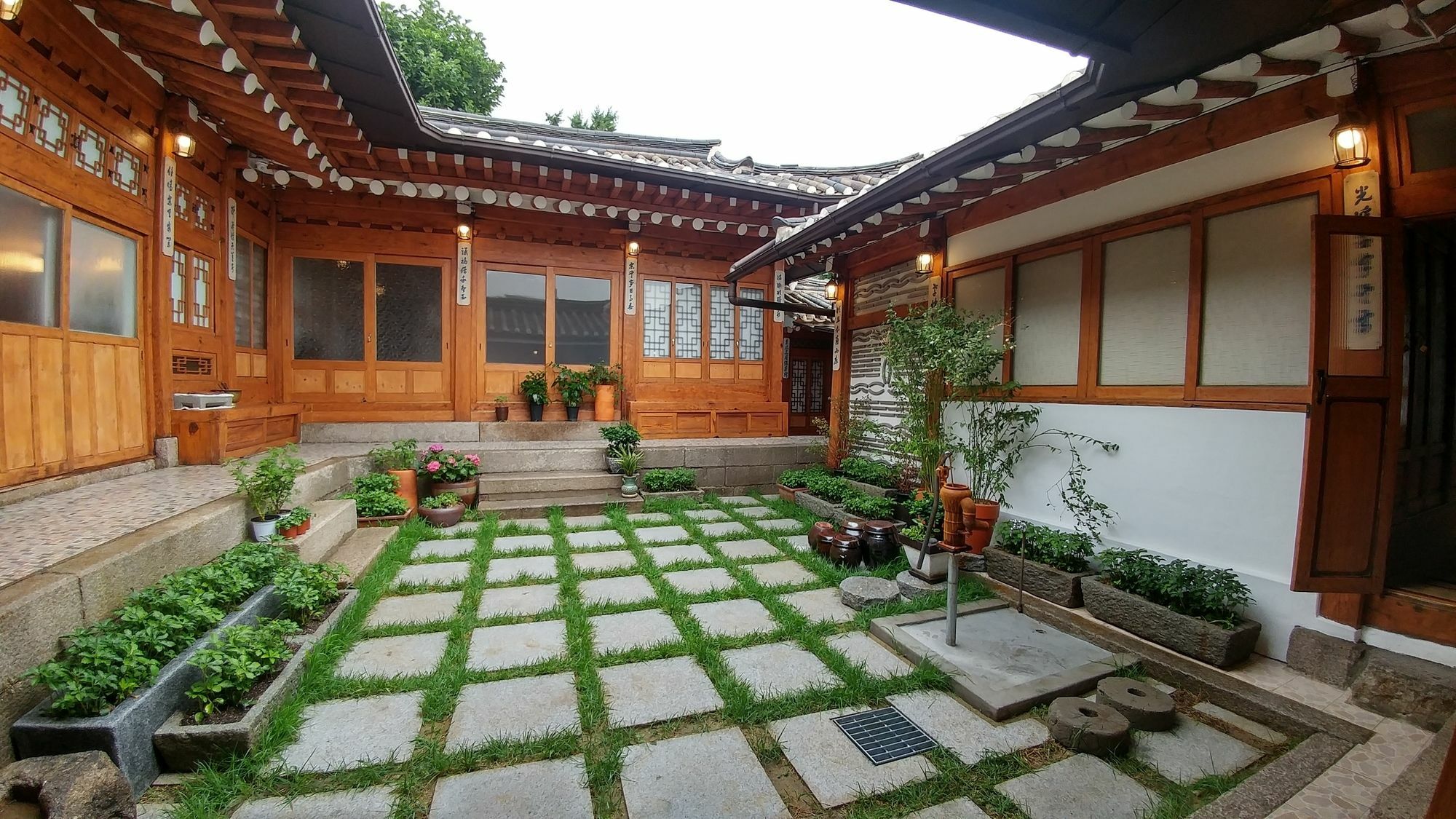 Bukchon Hyosunjae Guesthouse Seoul Eksteriør bilde